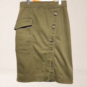UTILITY Cargo Pocket Button Front Olive Military Minimalist Skirt